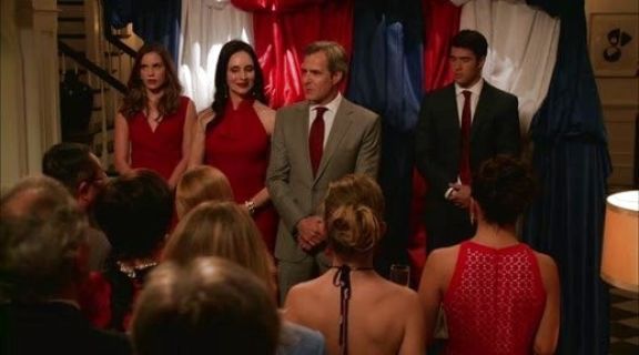 Charlotte Grayson 's red wrap dress on Revenge
