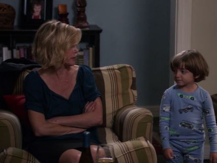 Claire Dunphy's Berkeley Pleated Silk Blouse on Modern Family