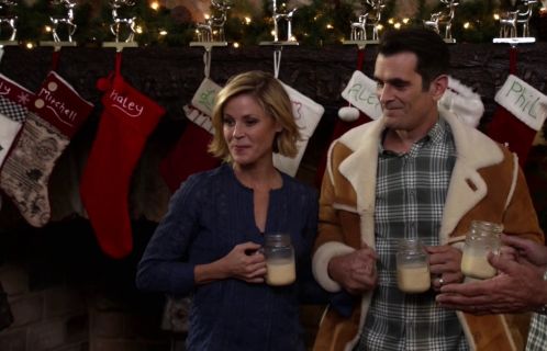 Claire Dunphy's Embellished Silk Chiffon Top on Modern Family