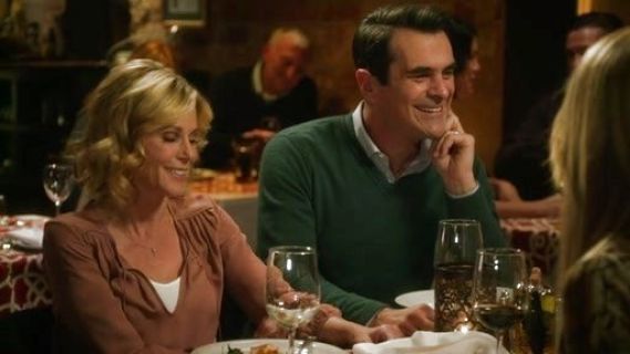 Claire Dunphy's Odelette Blouse on Modern Family