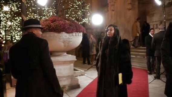 Cookie Lyon's Atlantique Clutch on Empire