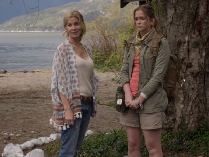 Deb Carpenter's Printed Tassel Kimono on Dead of Summer