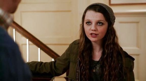 Dorrit Bradshaw's Khaki Mixed Check Hooded Jacket on The Carrie Diaries