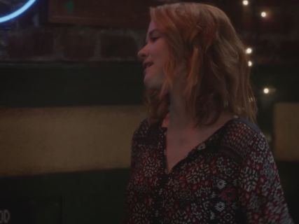Dr. April Kepner's IKAT GEO TOP on Grey's Anatomy