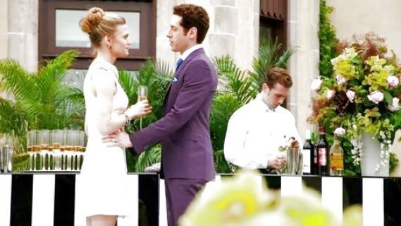 Dr. Hank Lawson's Wool and mohair slim fit suit on Royal Pains