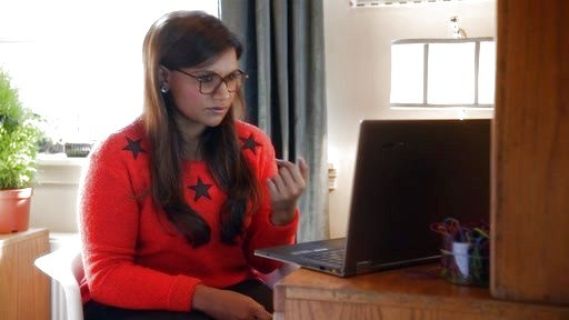 Dr. Mindy Lahiri's Star Sweater on The Mindy Project