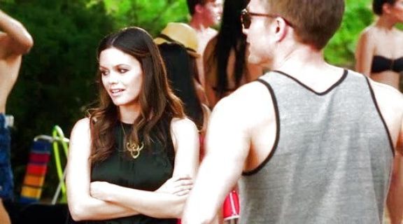 Dr. Zoe Hart's Safford Dress on Hart of Dixie