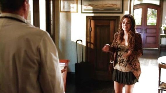 Dr. Zoe Hart's Sheena Play Shorts on Hart of Dixie