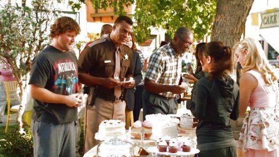 Dr. Zoe Hart's Techfit Long Tights on Hart of Dixie