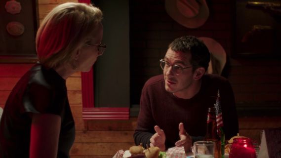 Simon Asher's 'Holaday' Modern Slim Fit Ombré Crewneck Sweater on Quantico