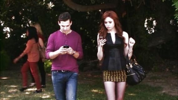 Eliza Dooley's Geometric-Print Body-Con Knit Skirt on Selfie