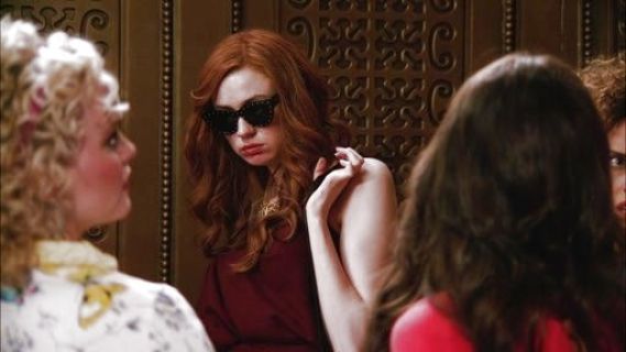 Eliza Dooley's Illusive Cat Eye Sunglasses on Selfie