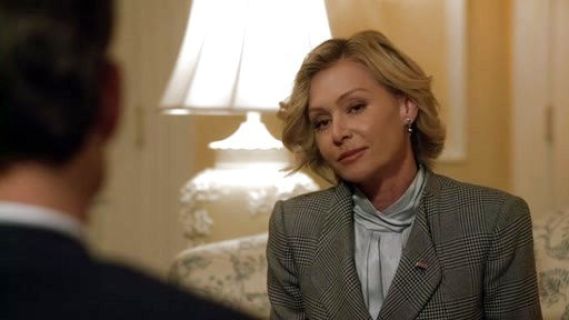 Elizabeth North's Checked Blazer on Scandal