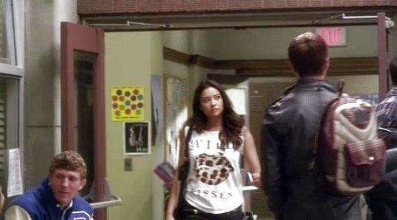 Emily Fields's Graphic Blouson Tank on Pretty Little Liars