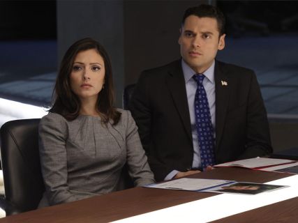 Emily Rhodes's Tailored Midi Dress on Designated Survivor