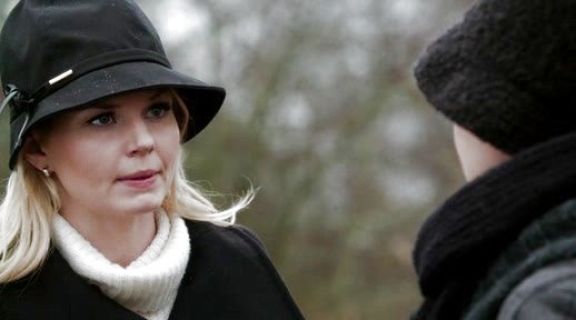 Emma Swan's Gabrielle Bow Hat on Once Upon A Time 
