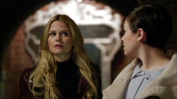 Emma Swan's Veruca Distressed Leather Jacket on Once Upon A Time 