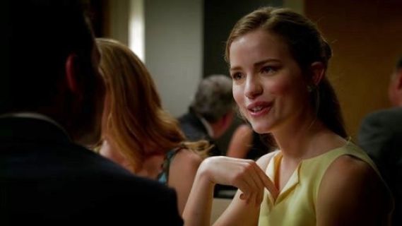 Emma's Halina Dress on Royal Pains