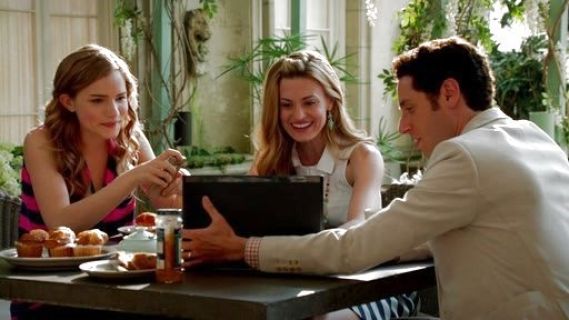 Emma's Keira Striped Washed-Silk Top on Royal Pains