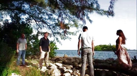 Fiona Glenanne's Halter Dress on Burn Notice