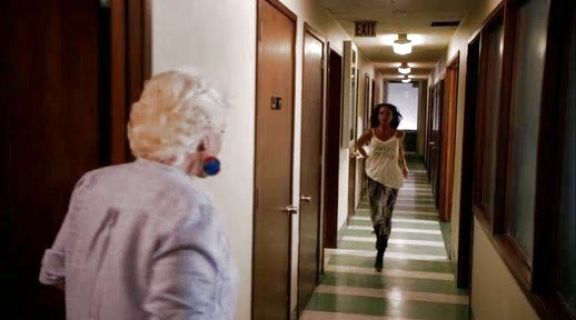 Fiona Glenanne's Windupp Shoes on Burn Notice