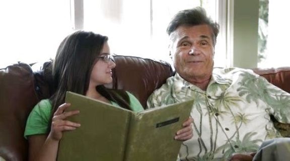 Frank's 'Twilight Palms' Silk Campshirt on Modern Family