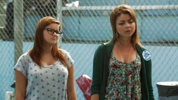 Haley Dunphy's Cardigan on Modern Family