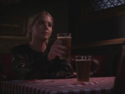 Hanna Marin's Embroidered Sweatshirt on Pretty Little Liars