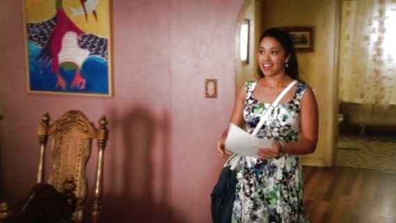 Jane Villanueva's Watercolor Floral Print Dress on Jane the Virgin