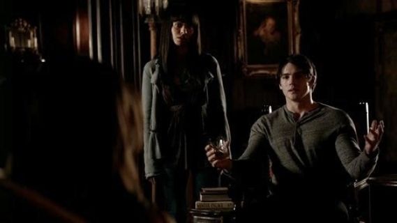 Jeremy Gilbert's John Varvatos L/S Burnout Henley on The Vampire Diaries