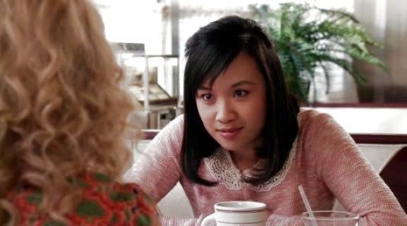 Jill "Mouse" Chen's Petite Lace Collar Jumper on The Carrie Diaries