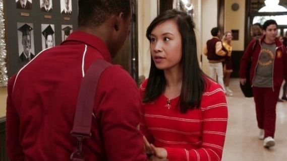 Jill "Mouse" Chen's Striped Collar Sweater on The Carrie Diaries