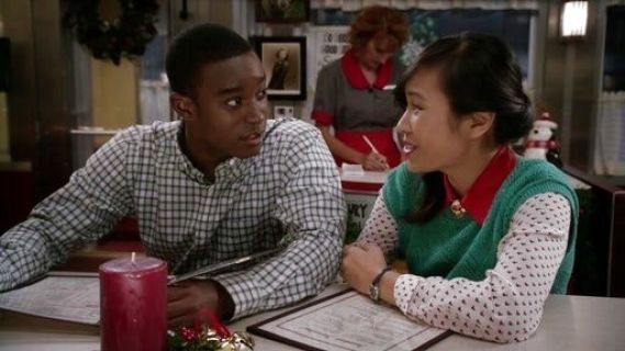 Jill "Mouse" Chen's VIVIE HEART-PRINT SILK SHIRT on The Carrie Diaries