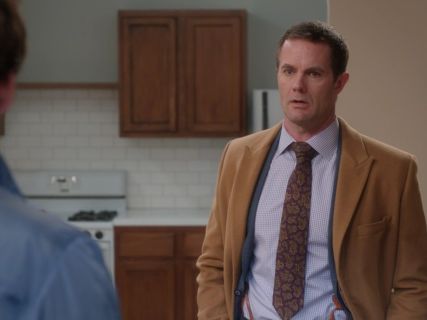 Jody Kimball-Kinney's LUDLOW PEAK-LAPEL TOPCOAT IN WOOL-CASHMERE on The Mindy Project