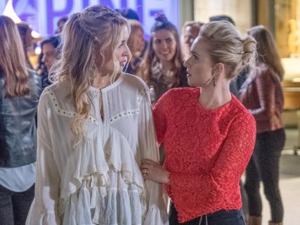 Juliette Barnes' Red Lace Top on Nashville