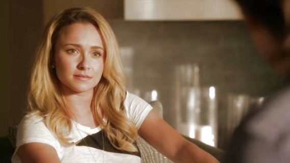 Juliette Barnes's Basic Brando Colorblock Tee on Nashville