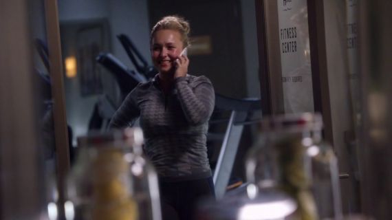 Juliette Barnes's Houndstooth Jacquard Sweater Jacket on Nashville