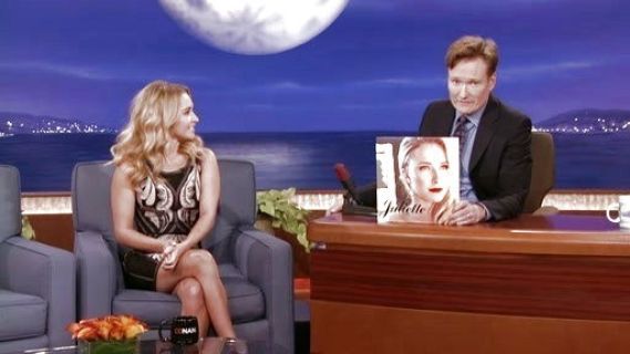 Juliette Barnes's Sleeveless Embroidered Dress on Nashville