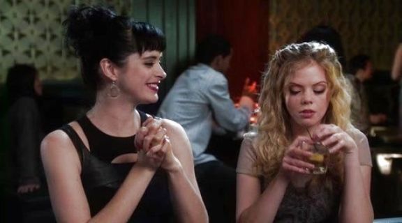 June Colburn's Rhinestone Teardrop Earring on Don't Trust the B---- in Apartment 23