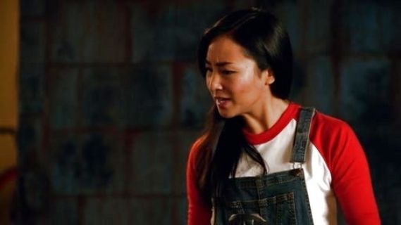 Kai's Poly-Cotton 3/4 Sleeve Raglan Shirt on New Girl