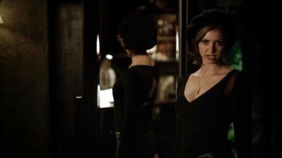 Katherine Pierce's Wool Beret on The Vampire Diaries