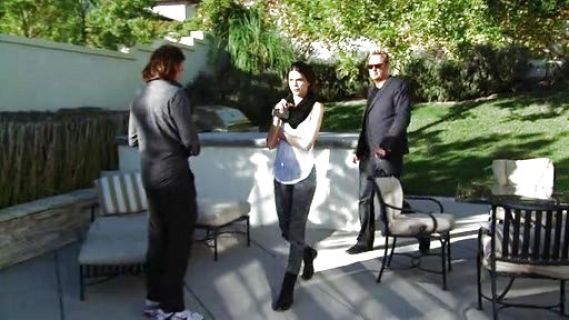 Kendall Jenner's Marled Sweater Legging on Keeping Up With The Kardashians