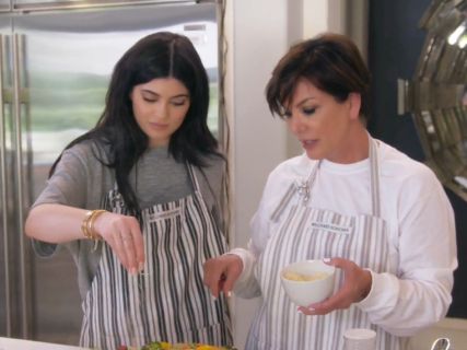 Kylie Jenner's Apron on Keeping Up With The Kardashians