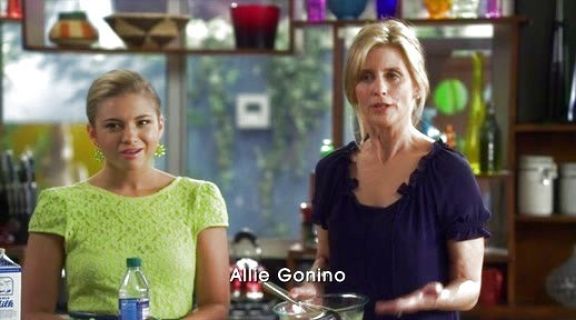 Laurel Mercer's Lace Dress on The Lying Game