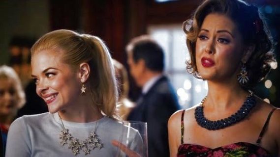 Lemon Breeland's Star Cluster Necklace on Hart of Dixie