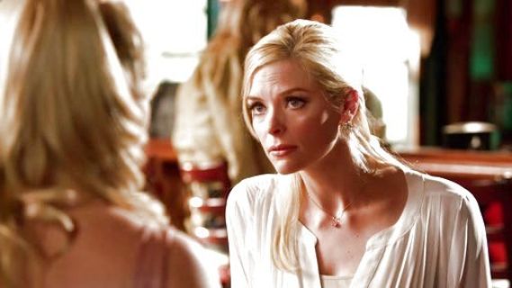 Lemon Breeland's Twiggy Pintucked Tunic on Hart of Dixie