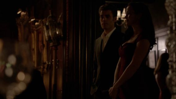Lily Salvatore's Cap-Sleeve Sweetheart Sheath Dress on The Vampire Diaries