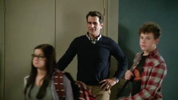 Luke Dunphy's Plaid Elbow Patch Button-Down Shirt on Modern Family