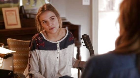 Maddie Conrad's Rio Henley Top on Nashville