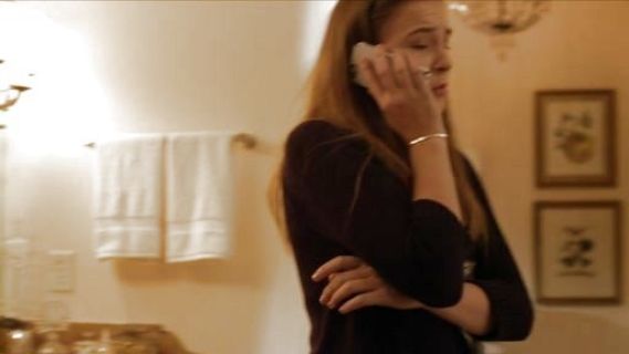 Maddie Conrad's Saddleback Sweater on Nashville